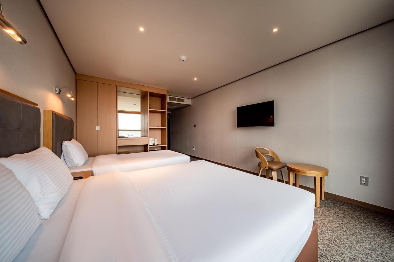 Sunrise Hotel Seongsan Согвіпо Екстер'єр фото