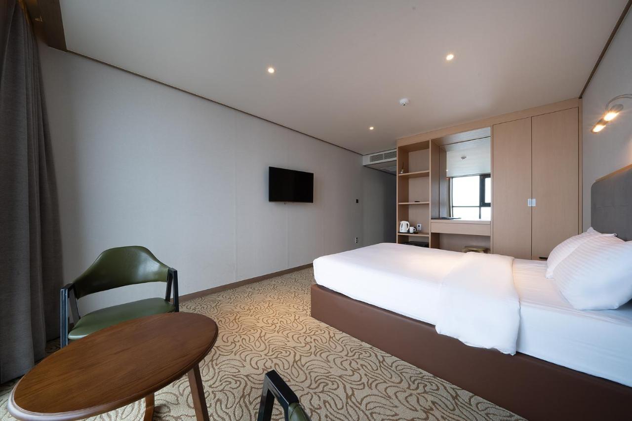 Sunrise Hotel Seongsan Согвіпо Екстер'єр фото